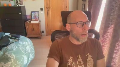 Magicogonzal webcam model stream image