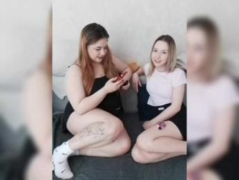 cutesmiles webcam bongacams model stream image