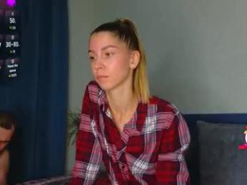 lisi4ka_basik33 webcam chaturbate model stream image