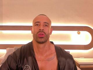 Mateo Ospina webcam flirt4free model stream image