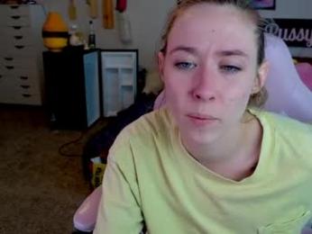 pr3ttyp1nkpussy webcam chaturbate model stream image