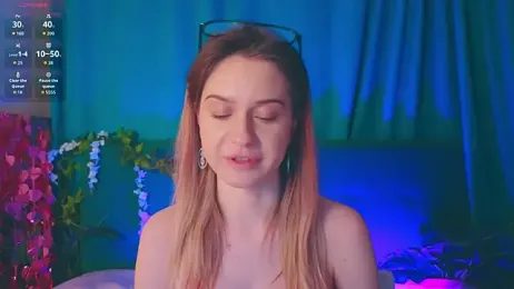 AlinaWalters webcam model stream image