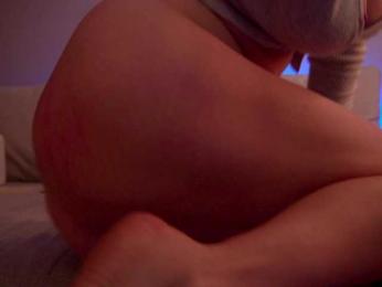 Infinitesprin webcam model stream image