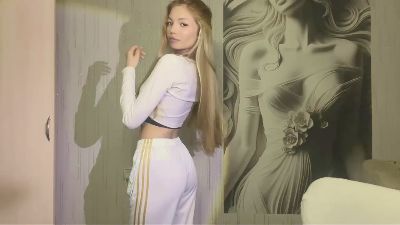 DanilleHouy webcam model stream image