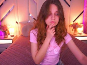 CuteeFoxy webcam model stream image