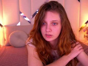 CuteeFoxy webcam model stream image