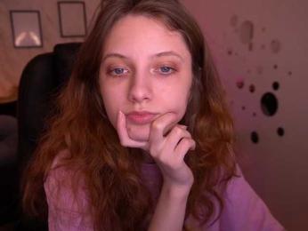 CuteeFoxy webcam model stream image