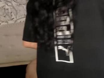 lunaykross webcam model stream image