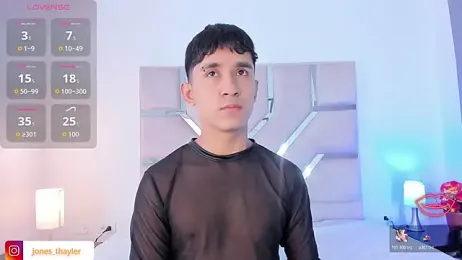 Thayler_jones webcam model stream image