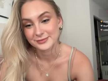 bellaryderr webcam model stream image