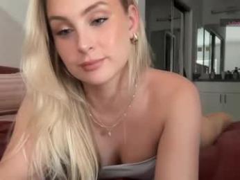 bellaryderr webcam model stream image