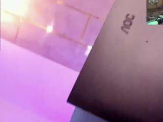 tylerbloom webcam model stream image