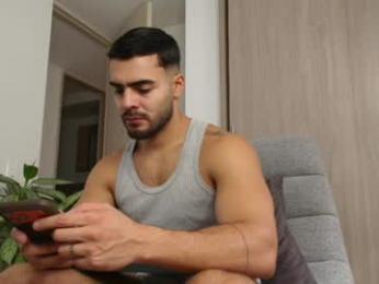 andrew_west_ webcam model stream image