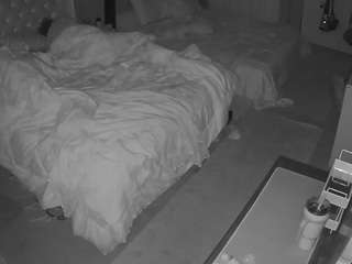 voyeurcam-house-charleys-room webcam model stream image