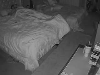 voyeurcam-house-charleys-room webcam model stream image