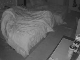 voyeurcam-house-charleys-room webcam model stream image