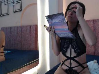 genesis-girl-mature webcam model stream image