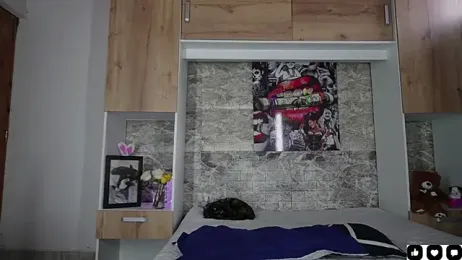 Sami_ross webcam model stream image