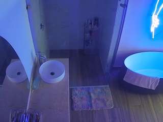voyeurcam-casa-salsa-bathroom-6 webcam model stream image