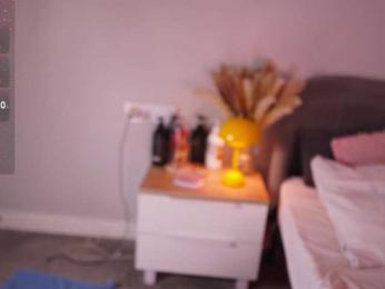 CherryGirlfriend webcam bongacams model stream image