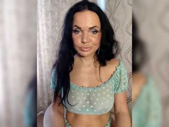 Kirakedi webcam model stream image