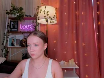 EvaSweet webcam model stream image