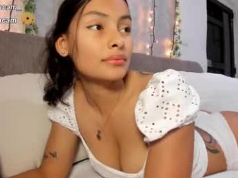 midnight_vk webcam model stream image