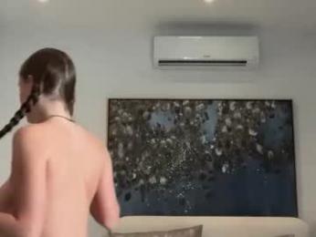 zoepriceee webcam model stream image