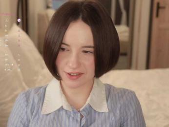 MissEssie webcam bongacams model stream image