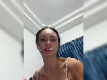 AnaWolmen webcam model stream image