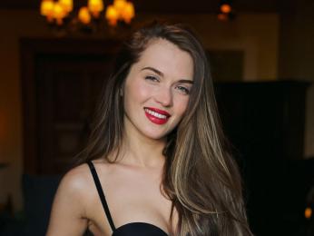 QuinnTakara webcam livejasmin model stream image