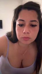 Mikela_ webcam model stream image