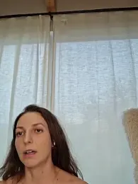 ellaxxstar webcam model stream image