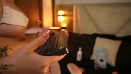 Julieta_priv webcam stripchat model stream image