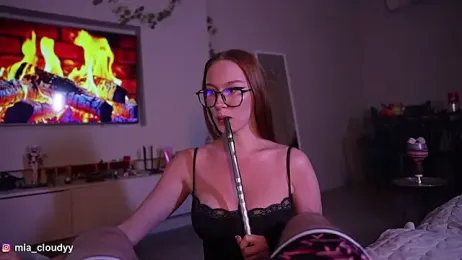 mia_cloudyy webcam model stream image