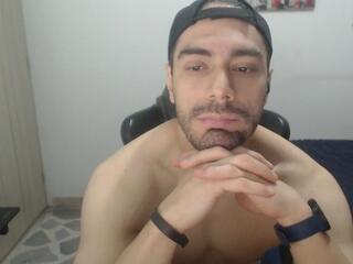 Jusstin I webcam flirt4free model stream image