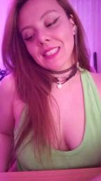 KimieChan webcam model stream image