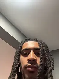 Mellyj053 webcam stripchat model stream image