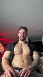 Valenthino_Salvatore webcam model stream image