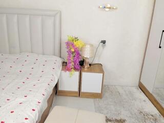 Shaya Asian webcam model stream image