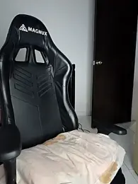 Kiitygirl webcam stripchat model stream image