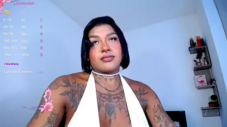 IsabellBigtitsxx webcam stripchat model stream image