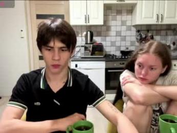 flowerscouple webcam chaturbate model stream image