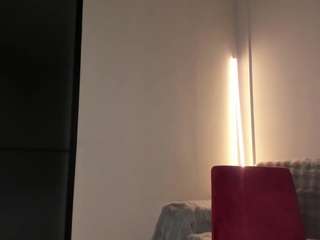 moonlovee webcam model stream image