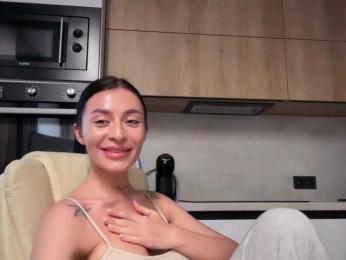 LunaDesire webcam model stream image