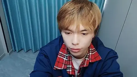 w5206t webcam stripchat model stream image