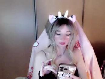 oh_pichuu webcam chaturbate model stream image