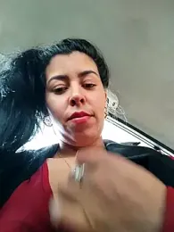 Luianna webcam model stream image