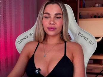 AlexaS_ webcam model stream image