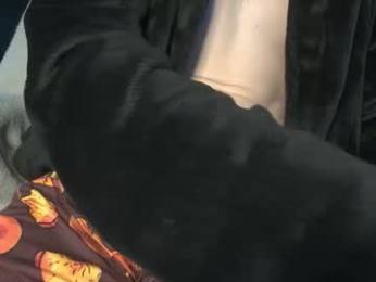 stroknmydong webcam model stream image